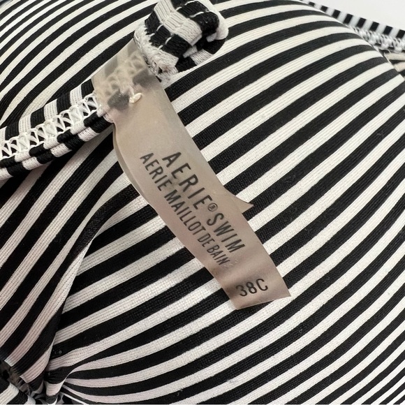 Aerie Bikini Top Striped Brooke 38C Twist Front Padded Halter - Picture 4 of 12